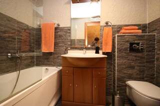 Апартаменты UrbanLux Бар Улучшенные апартаменты-46