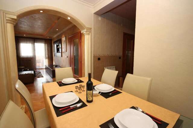 Апартаменты UrbanLux Бар-12