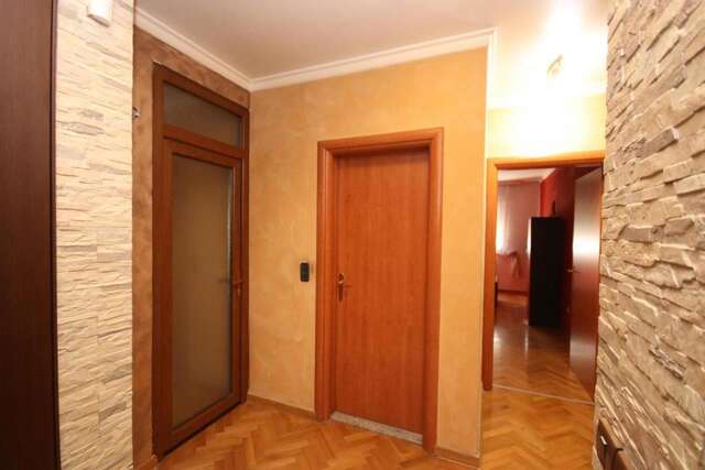 Апартаменты UrbanLux Бар-7